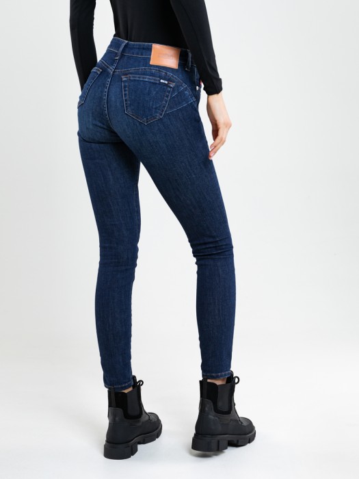 Dámske nohavice push up  jeans LILY 463